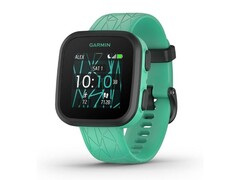 The Garmin Bounce kids smartwatch has received a new stable update. (Image source: Garmin)