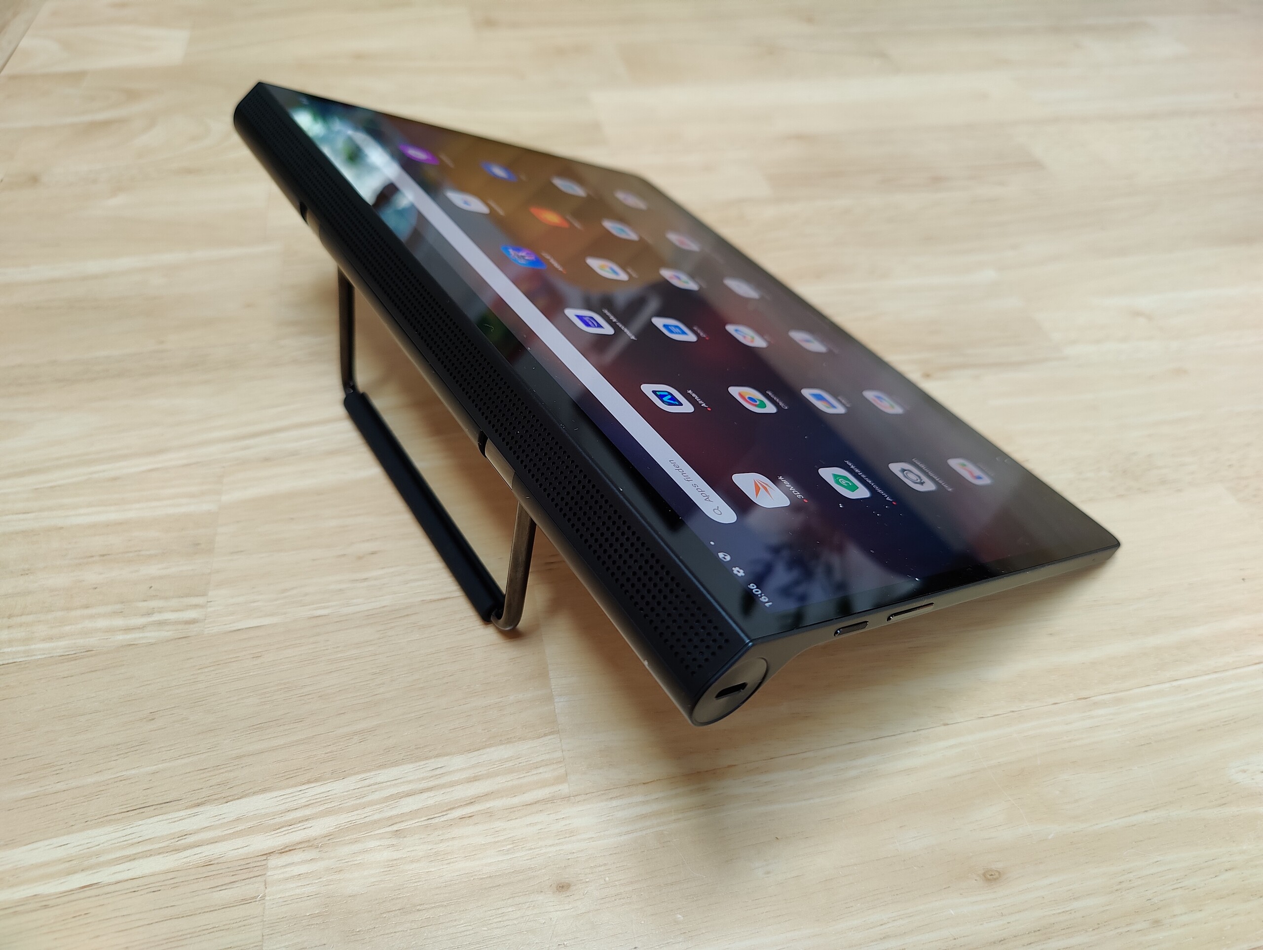 Lenovo Yoga Tab 13