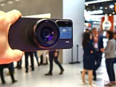 Rumors about the Xiaomi 17 Ultra are intensifying and promise many new features for the surprisingly early release of the Leica camera flagship. (Image source: Alexander Fagot, Notebookcheck)