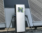 Leaked dual-gun charging stall for BYD's new 1000V powertrain architecture (Image source: CNC)