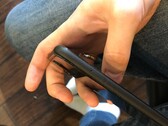 A Pixel 4 XL reports this issue to Google. (Source: Imgur)