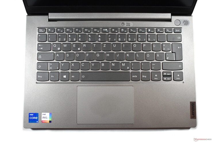 Lenovo ThinkBook 14 Gen 2: Keyboard area