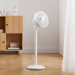 The Mijia Smart DC Variable Frequency Standing Fan has a 16 m (~52 ft). (Image source: Xiaomi via Youpin)