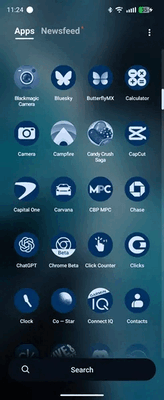 Owners of the Razr Ultra 2026 can now match their icons to their device's theme.