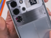 The 10 Pro. (Image source: JerryRigEverything via YouTube)