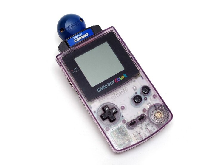 The Game Boy Camera attachment on top of the Game Boy Color (Source: Wikipedia)