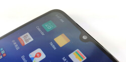 Waterdrop notch camera Xiaomi Mi 9 and Mi 9 SE