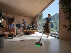 The Mova G70 Complete comes with switchable nozzles for multipurpose cleaning (Image source: Mova)