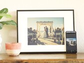 The Reflection Frame displays pictures on an e-ink panel (Image source: Creative Design Worx)