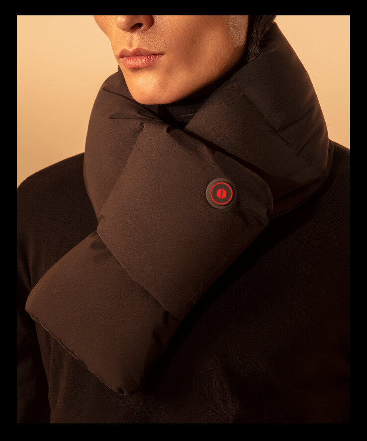 The Everyday Elements Intelligent Temperature Control Heating Scarf. (Image source: Xiaomi Youpin)