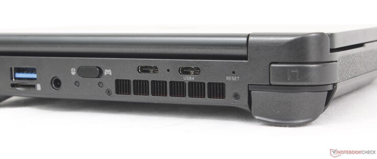 Rear: USB-A (10 Gbps), MicroSD reader, 3.5 mm headset, Controller/Mouse switch, USB-C 3.2 Gen. 2 (10 Gbps), USB-C 4.0, Reset button