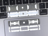 Apple could adopt the scissor switch keyboard mechanism in upcoming MacBooks. (Source: iFixit)