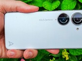 The Zenfone 10. (Source: Notebookcheck)