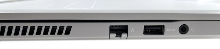 Left: Security cable slot (outside of the image area), 2.5 Gb/s Ethernet port, USB 3.1 Gen. 1 with PowerShare, combined audio jack