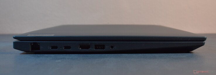 left: RJ45-Ethernet, USB4, USB C 3.1 Gen 2, HDMI 2.1, USB A 3.1 Gen 1, 3.5mm Audio