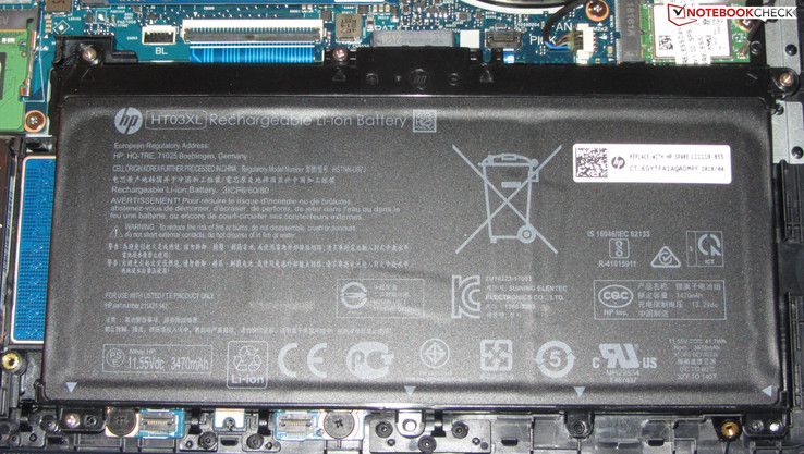 A view of the 14-ma0312ng's 41.7 Wh battery
