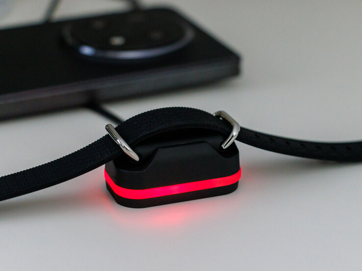 Hilo band in the charging station (Image source: Daniel Schmidt)