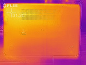 Heat distribution at idle (underside)