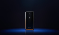 In review: OnePlus 6T McLaren Edition. Review unit courtesy of OnePlus Germany.