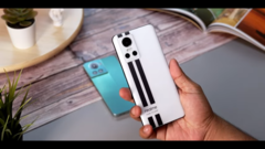 In fact, it&#039;s now possible to use 2 basically identical smartphones at once. (Source: C4ETech via YouTube)