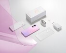 The Xiaomi 12 Lite comes with more accessories than many other modern smartphones. (Image source: Xiaomi)