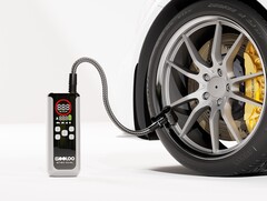 The Gooloo GT160 Dual tire inflator features a smart color LED display (Image source: Gooloo)