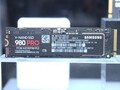 Samsung will introduce 250 GB capacities to the Pro NVMe SSD family for the first time. (Source: Anandtech)