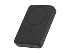 The Anker Zolo Magnetic Wireless Power Bank 10K 30W. (Image source: Anker/Amazon)