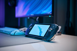 With its 48,5Wh battery, the Zone seems likely to deliver competitive runtimes despite its bright OLED.