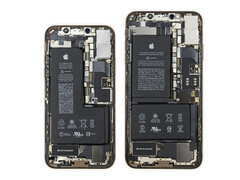 Apple could be adopting MPI antenna tech in upcoming iPhones. (Source: iFixit)