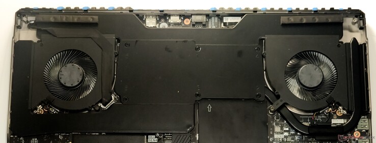 The Titan 18 HX AI uses a vapor chamber instead of heatpipes