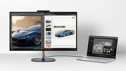 Thunderbolt 4 ports of the AiO in action (Image source: HP)