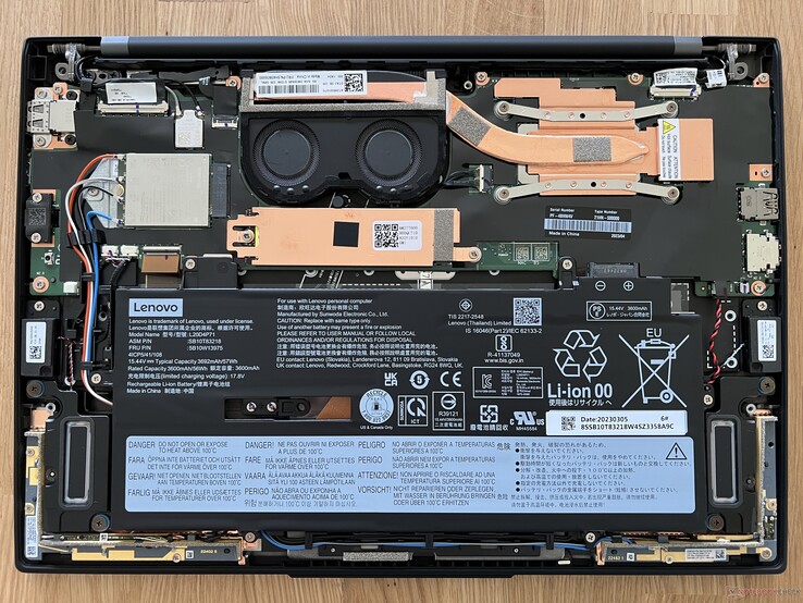 ThinkPad X1 Carbon G11 for comparison