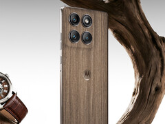 The Motorola Edge 60 Pro is now available with a wooden finish in China. (Image source: Motorola)