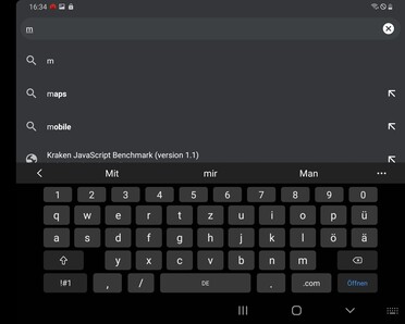 Using the default keyboard in landscape mode on the interior display