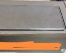 A "Mate 40 screen protector". (Source: Weibo)
