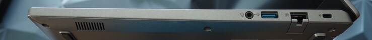 Right side: line-in/line-out, USB-A 3.0, RJ45 LAN port, Kensington Lock