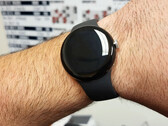 The Pixel Watch has a relatively small display, despite its 40 mm housing. (Image source: u/tagtech1414)