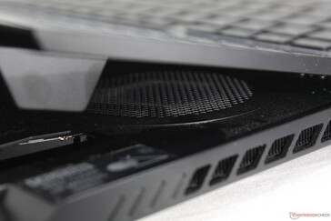 The fans benefit from additional airflow under the ScreenPad