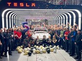 Teslas Giga Berlin in Germany celebrates 500,000th Model Y SUV (Image source: Tesla)