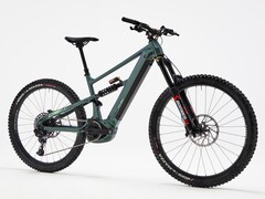 The Decathlon Stilus E-Big Mountain Bike has an 85Nm Bosch Performance Line CX motor. (Image source: Decathlon)