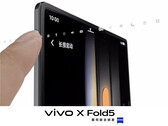 Vivo is leaning heavily on the Apple ecosystem with the X Fold5. (Image source: Vivo)