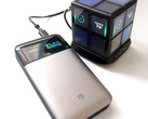 Cuktech 15 Air fast-charges a WOWCube with its 15,000 mAh battery.