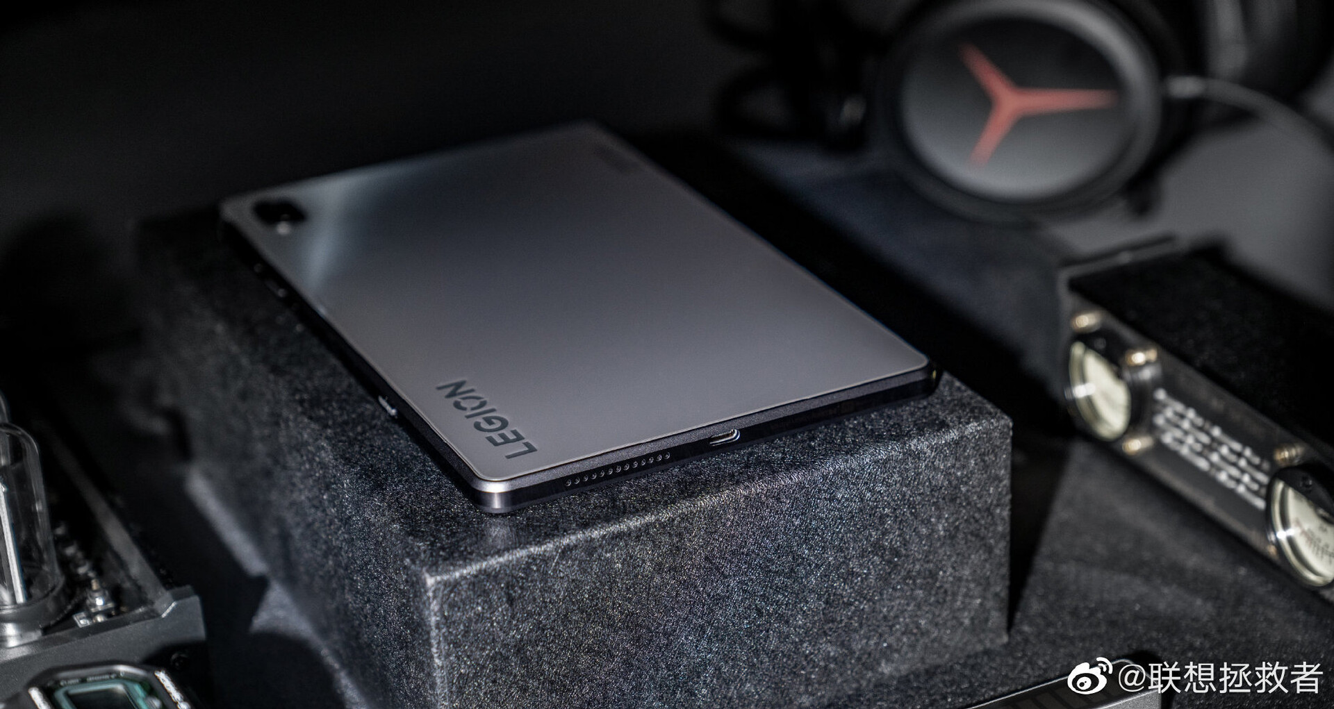 Lenovo Legion Y700 gaming tablet stuns in realworld photos as