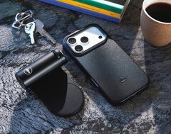 The Leica Lux Case is designed to perfectly match the Leica Lux Grip.