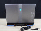 ThunderRobot Zero laptop features an Intel Core i9-13900HX and a GeForce RTX 4060 laptop GPU. (Source: Zhongzheng Evaluations on YouTube)