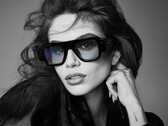 Snapchat's latest AR glasses feature a built-in display.