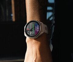 The download of Software Version 19.18 can be triggered manually by tapping 'Check for Updates' within the Forerunner 965's settings menu. (Image source: Garmin)