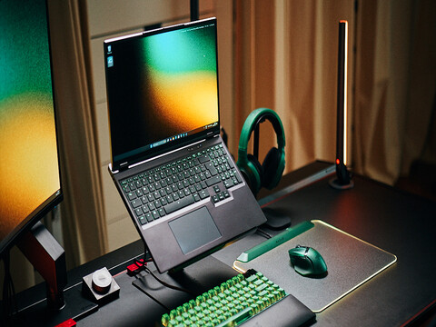 Video: Intel vs. AMD in high-end laptops ... it doesn't matter! - XMG Neo 16 review