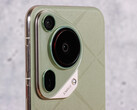 Huawei Pura 70 Ultra (Image source: Daniel Schmidt / Notebookcheck)